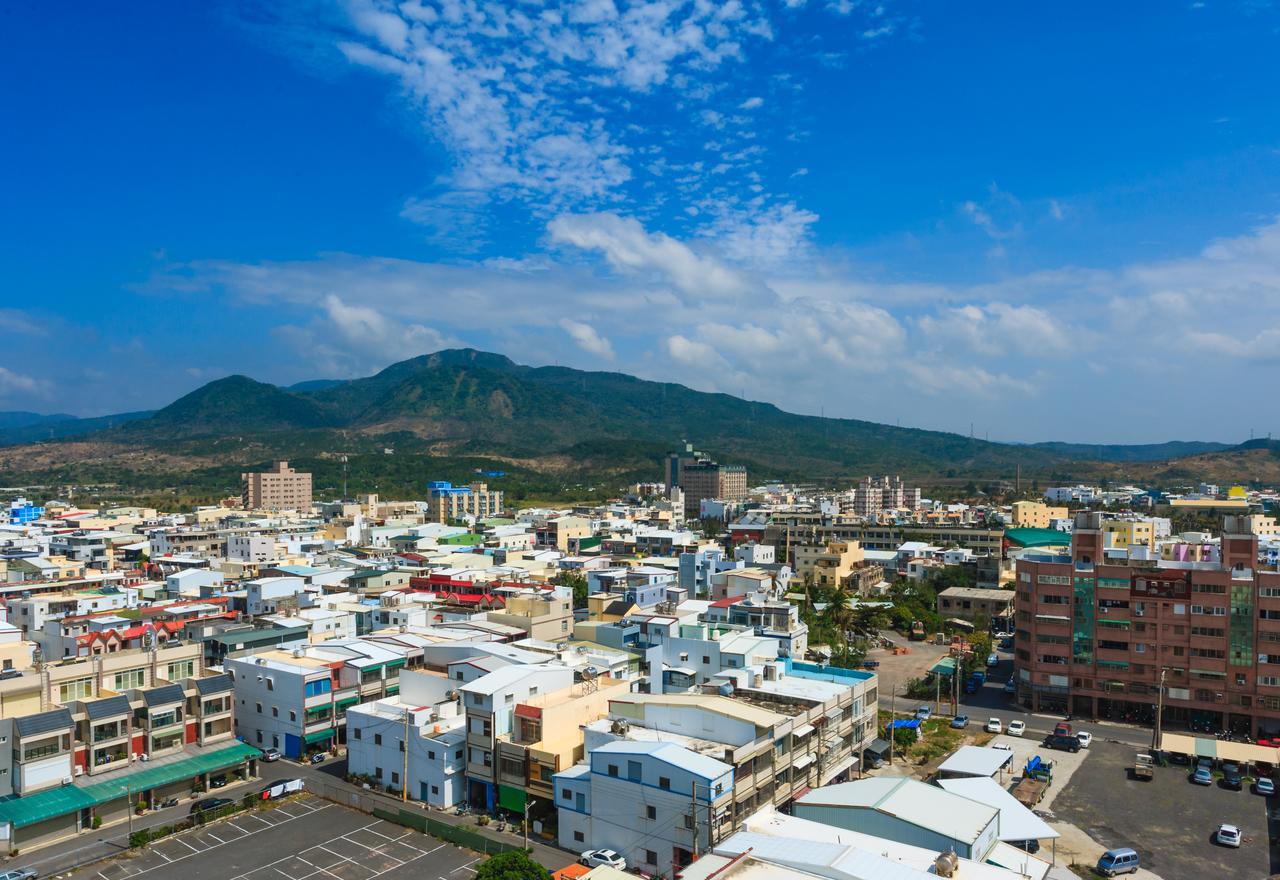 Kenting Holiday Hotel Hengchun Exterior photo